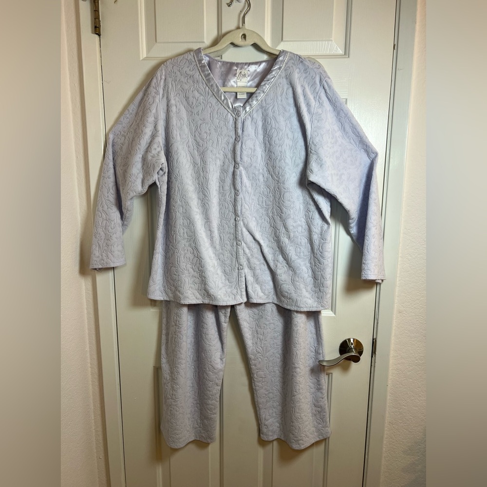 Aria Kids Pajama Set in Soft Gray Size XL